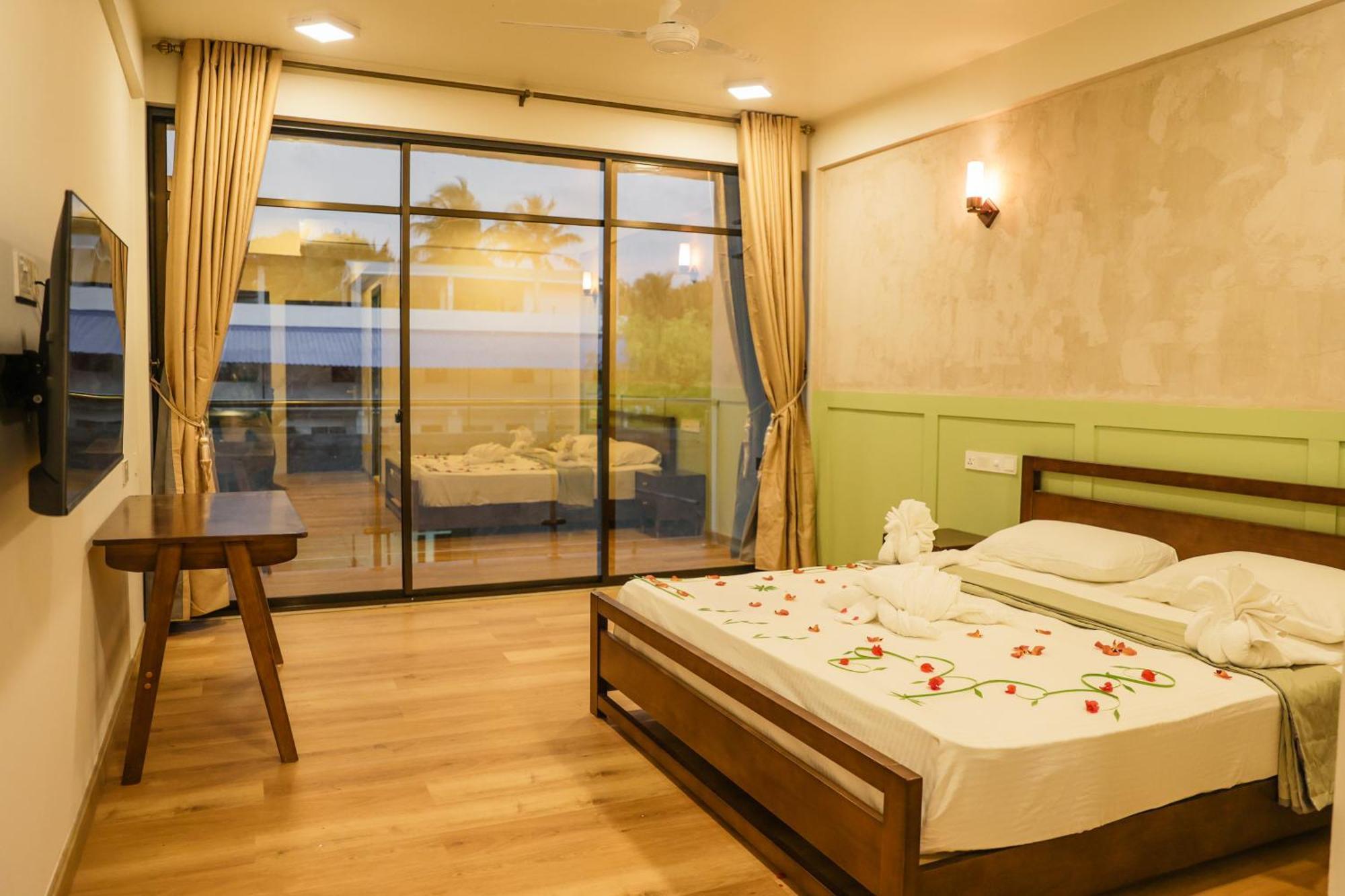 Hotel Ahola Thoddoo, Maldives Exterior foto