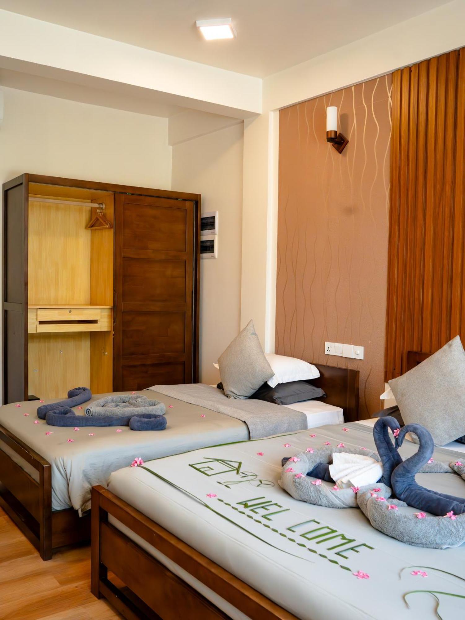 Hotel Ahola Thoddoo, Maldives Exterior foto